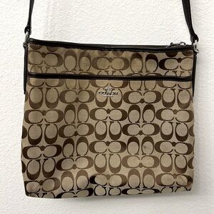 Vintage crossbody Coach bag